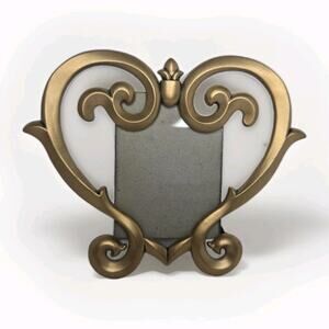 Free standing Heart Shape picture frame